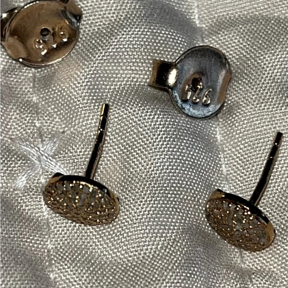 Group of silver 925 studs. - Picture 9 of 11